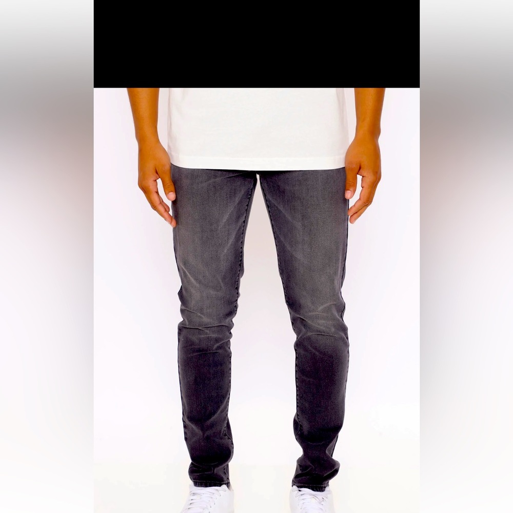 Cornell Distressed Slim Jeans Black Wash